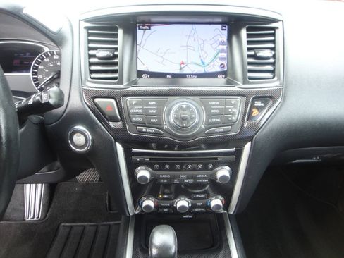 Used 2020 Nissan Pathfinder SV w/ Rock Creek Edition AWD/4WD image 8