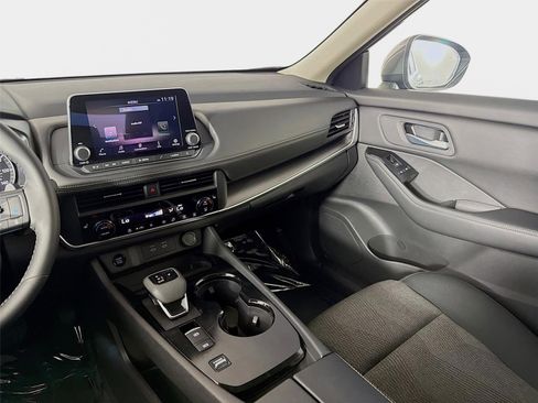 Certified 2026 Nissan Rogue SV w/ Cold Weather Package FWD image 23