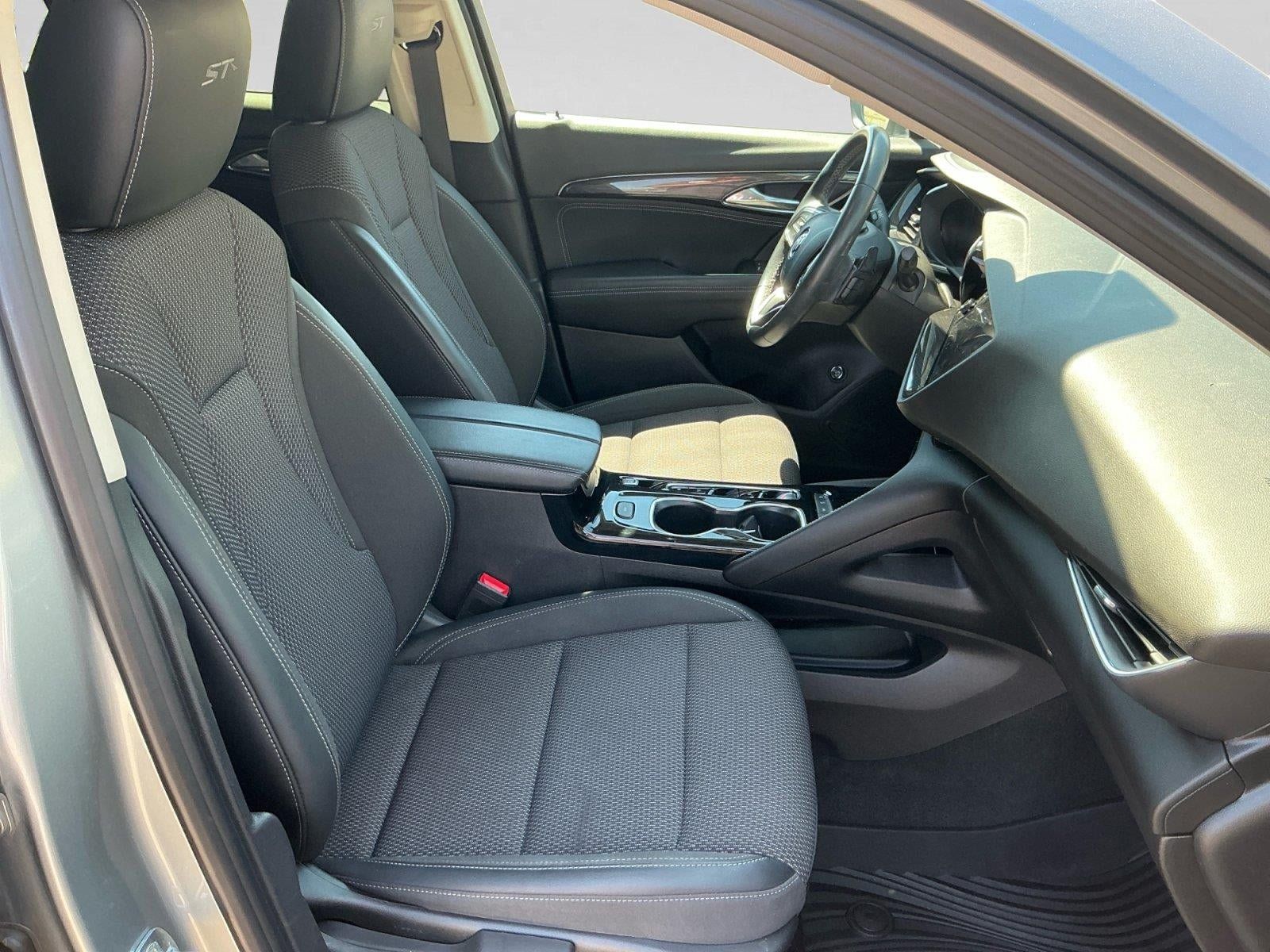 Used 2023 Buick Envision Preferred w/ Sport Touring Package AWD/4WD image 15