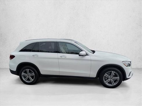 Used 2022 Mercedes-Benz GLC 300 image 4