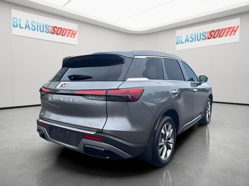Used 2023 INFINITI QX60 Luxe w/ Cargo Package AWD/4WD image 3