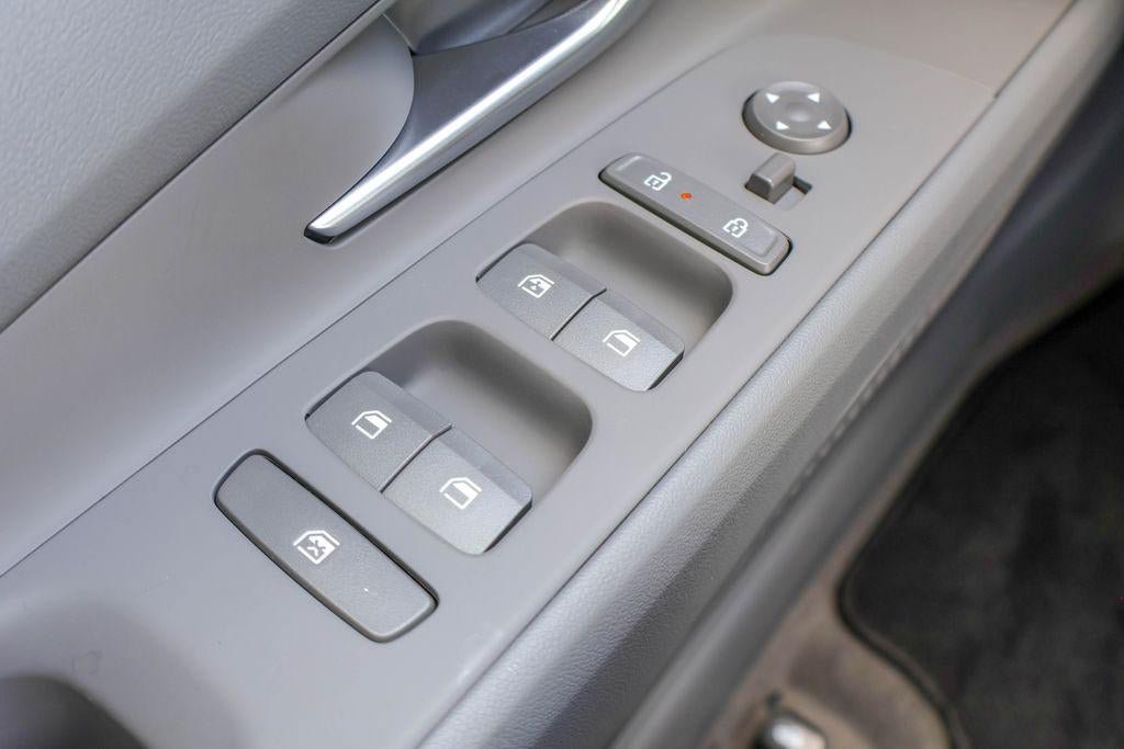 New 2026 Hyundai Elantra SEL Sport Premium FWD image 18