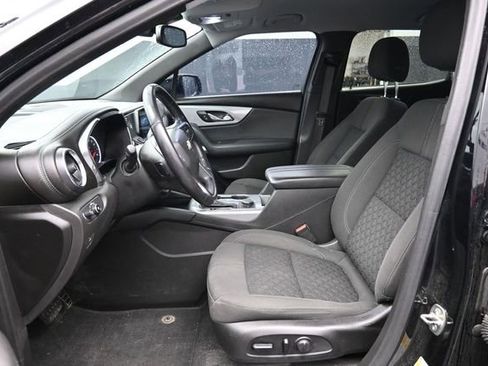 Used 2019 Chevrolet Blazer LT AWD/4WD image 17