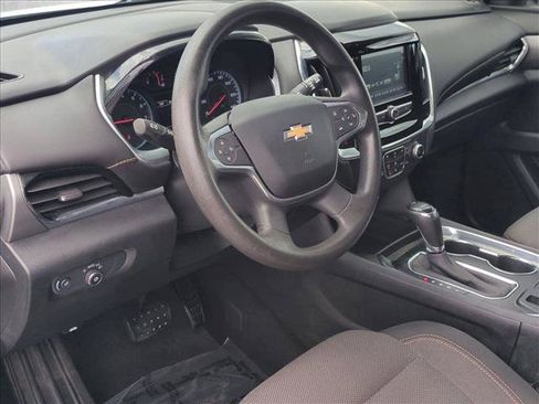 Certified 2019 Chevrolet Traverse LS FWD image 10