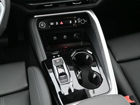 New 2026 Audi Q5 Premium Plus AWD/4WD image 15