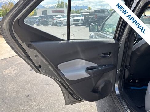 Used 2023 Nissan Kicks SR w/ SR Premium Package FWD image 15