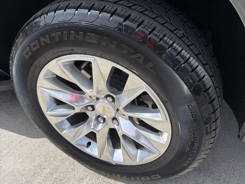 Used 2023 Chevrolet Tahoe Premier w/ Advanced Technology Package image 11