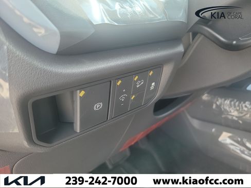 New 2027 Kia Seltos S FWD image 26