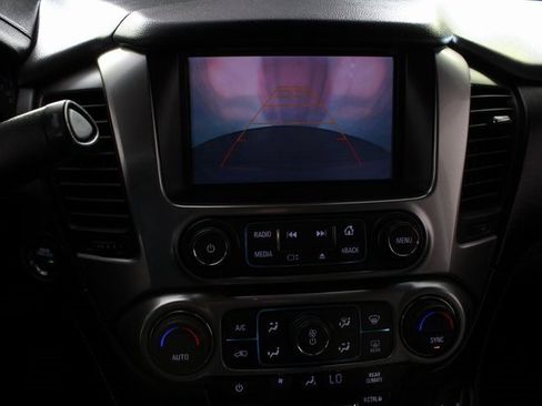 Used 2017 Chevrolet Tahoe LT image 17