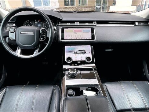 Used 2018 Land Rover Range Rover Velar S image 16