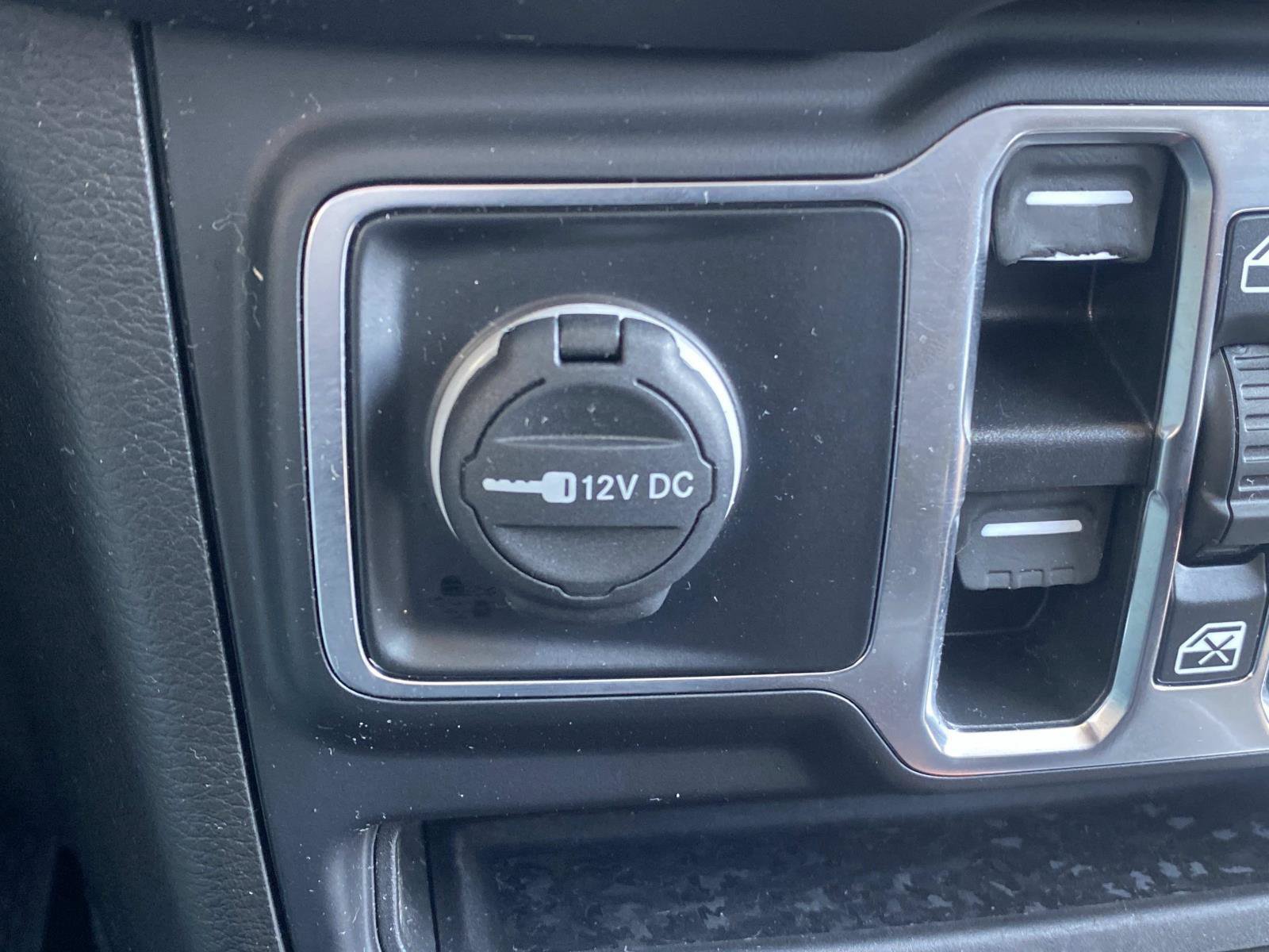 Used 2022 Jeep Gladiator Sport AWD/4WD image 27
