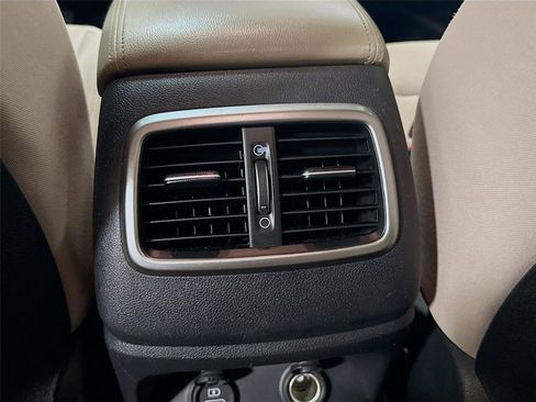 Used 2020 Kia Sorento S image 24