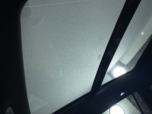 Certified 2025 Cadillac XT6 Sport w/ LPO, Onyx Lite Package image 11