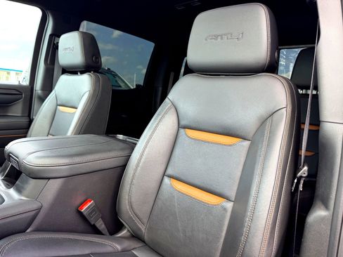 Used 2024 GMC Sierra 1500 AT4 w/ Technology Package image 14