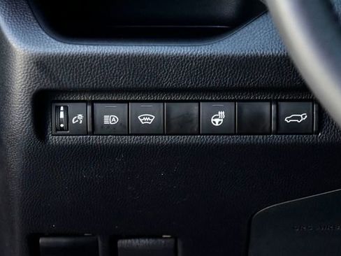Certified 2023 Toyota RAV4 XLE Premium AWD/4WD image 28