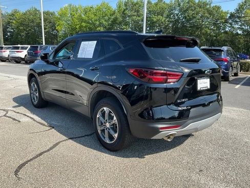 Used 2024 Chevrolet Blazer LT w/ Convenience Package FWD image 22