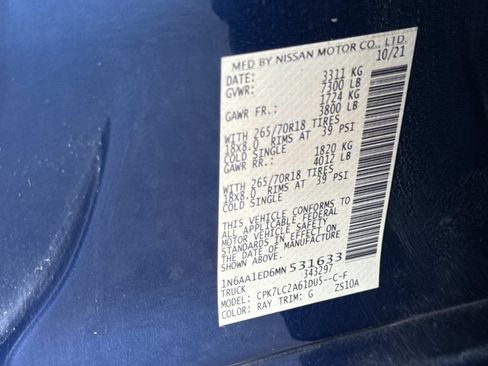 Used 2021 Nissan Titan SV w/ SV Convenience Package image 29