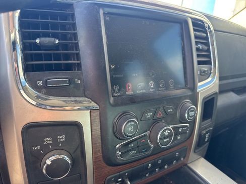Used 2015 RAM 2500 Laramie w/ Convenience Group image 13