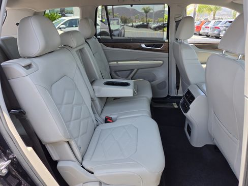 Certified 2024 Volkswagen Atlas SE AWD/4WD image 35