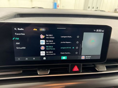 Used 2025 Kia Carnival LXS image 14