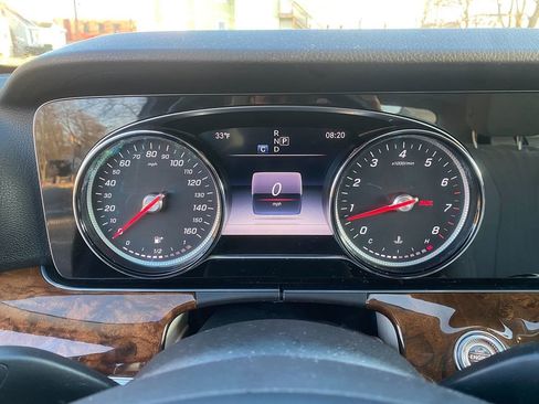 Used 2017 Mercedes-Benz E 300 4MATIC image 18