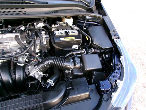 Used 2021 Toyota Corolla LE image 14