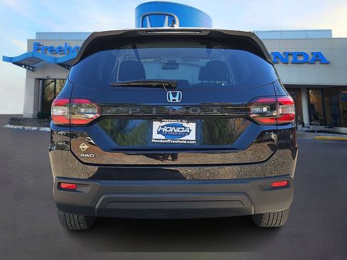 Certified 2023 Honda Pilot LX image 6