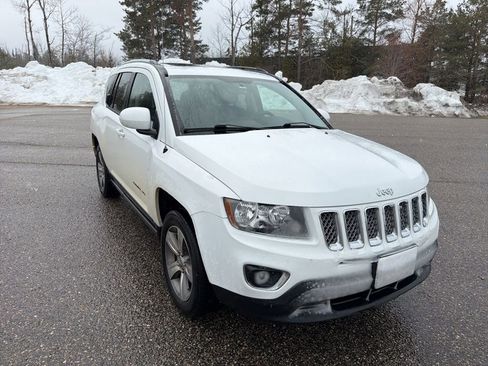 Used 2016 Jeep Compass High Altitude image 13