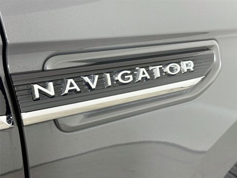 Used 2023 Lincoln Navigator Black Label AWD/4WD image 43
