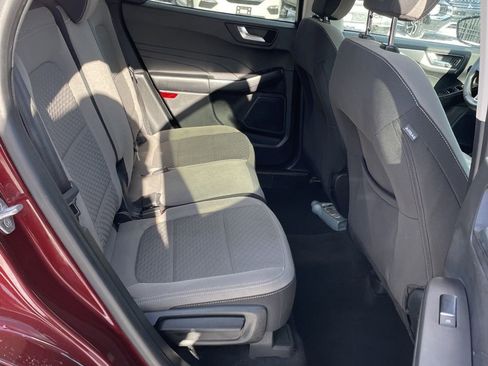 Used 2021 Ford Escape SE w/ Cold Weather Package image 13