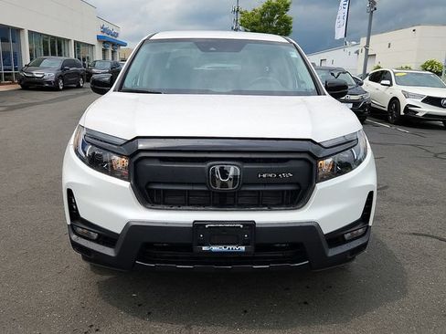 Used 2025 Honda Ridgeline Sport+ image 2