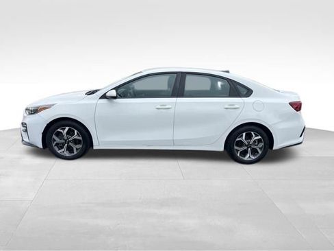 Used 2021 Kia Forte LXS FWD image 4