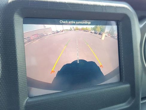 Used 2023 Jeep Wrangler Unlimited Sport AWD/4WD image 21