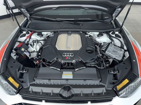 Used 2025 Audi RS 6 performance image 22