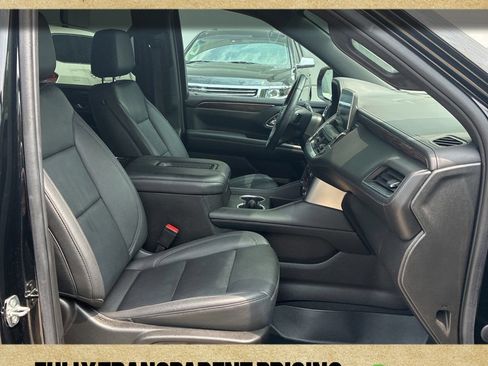 Used 2022 Chevrolet Tahoe Z71 w/ Luxury Package AWD/4WD image 14