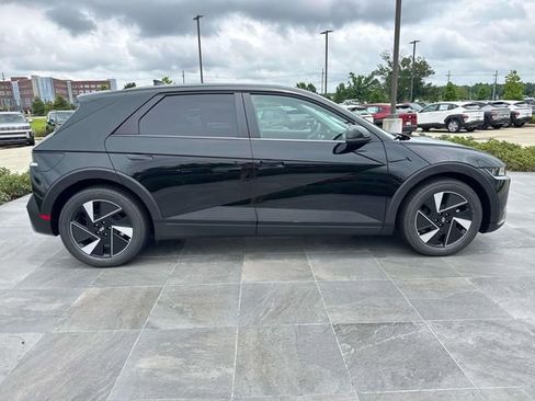 New 2026 Hyundai Ioniq 5 SEL RWD image 11