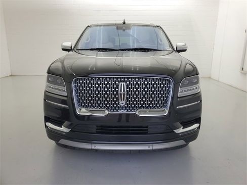 Used 2018 Lincoln Navigator Black Label image 3