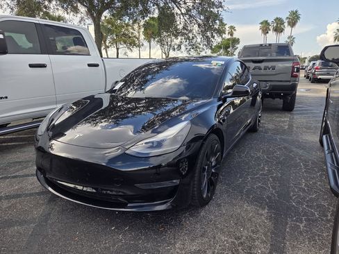 Used 2022 Tesla Model 3 Performance AWD/4WD image 3