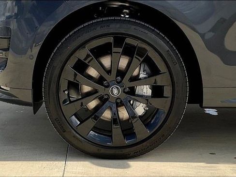 New 2025 Land Rover Range Rover Sport Dynamic SE image 15