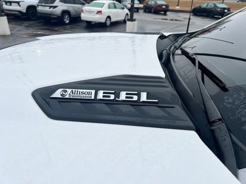 Certified 2024 Chevrolet Silverado 2500 Custom w/ Custom Convenience Package image 12