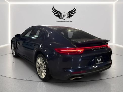 Used 2017 Porsche Panamera 4 w/ Premium Package AWD/4WD image 6