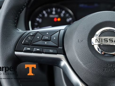 Used 2019 Nissan Rogue SV FWD image 59