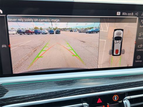 Used 2021 BMW X7 xDrive40i w/ M Sport Package image 17