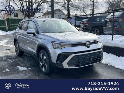 New 2026 Volkswagen Taos SE