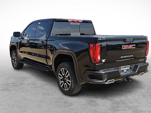 Used 2025 GMC Sierra 1500 AT4 w/ AT4 Premium Package AWD/4WD image 7