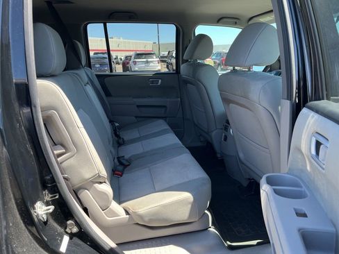 Used 2014 Honda Pilot LX image 3