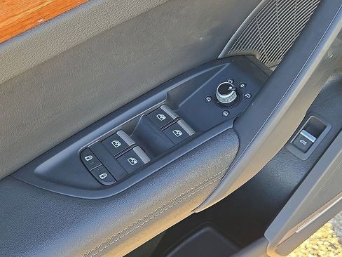 Used 2023 Audi Q5 2.0T Premium Plus image 23