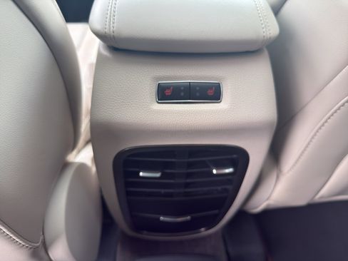 Used 2018 Lincoln MKC Reserve w/ Lincoln MKC Climate Package AWD/4WD image 16
