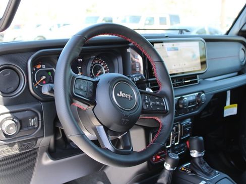 New 2026 Jeep Wrangler Unlimited Rubicon 392 w/ Quick Order Package 27X Moab AWD/4WD image 32