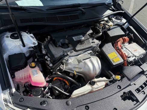 Used 2014 Toyota Camry SE FWD image 18